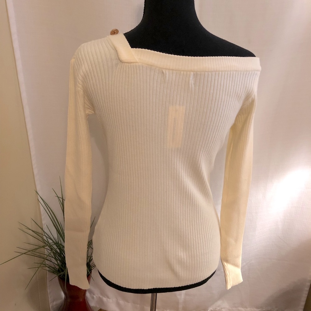 Off Shoulder Button Design Rib Knit Sweater Size Small - Picture 3 of 5